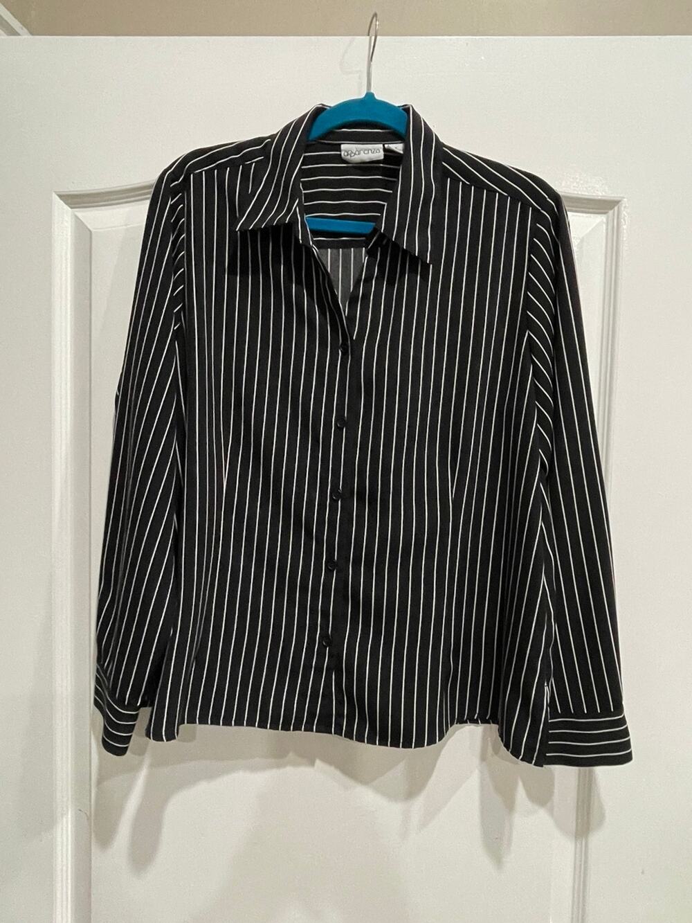 Ladies Apparenza Button-Front Top Black White Size Large
